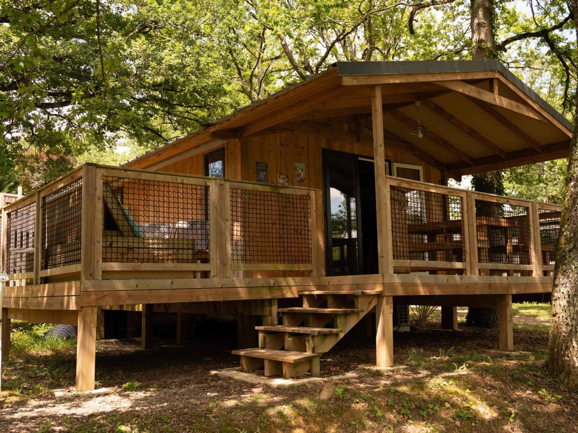 Whaka Lodge Seissan Exterior photo